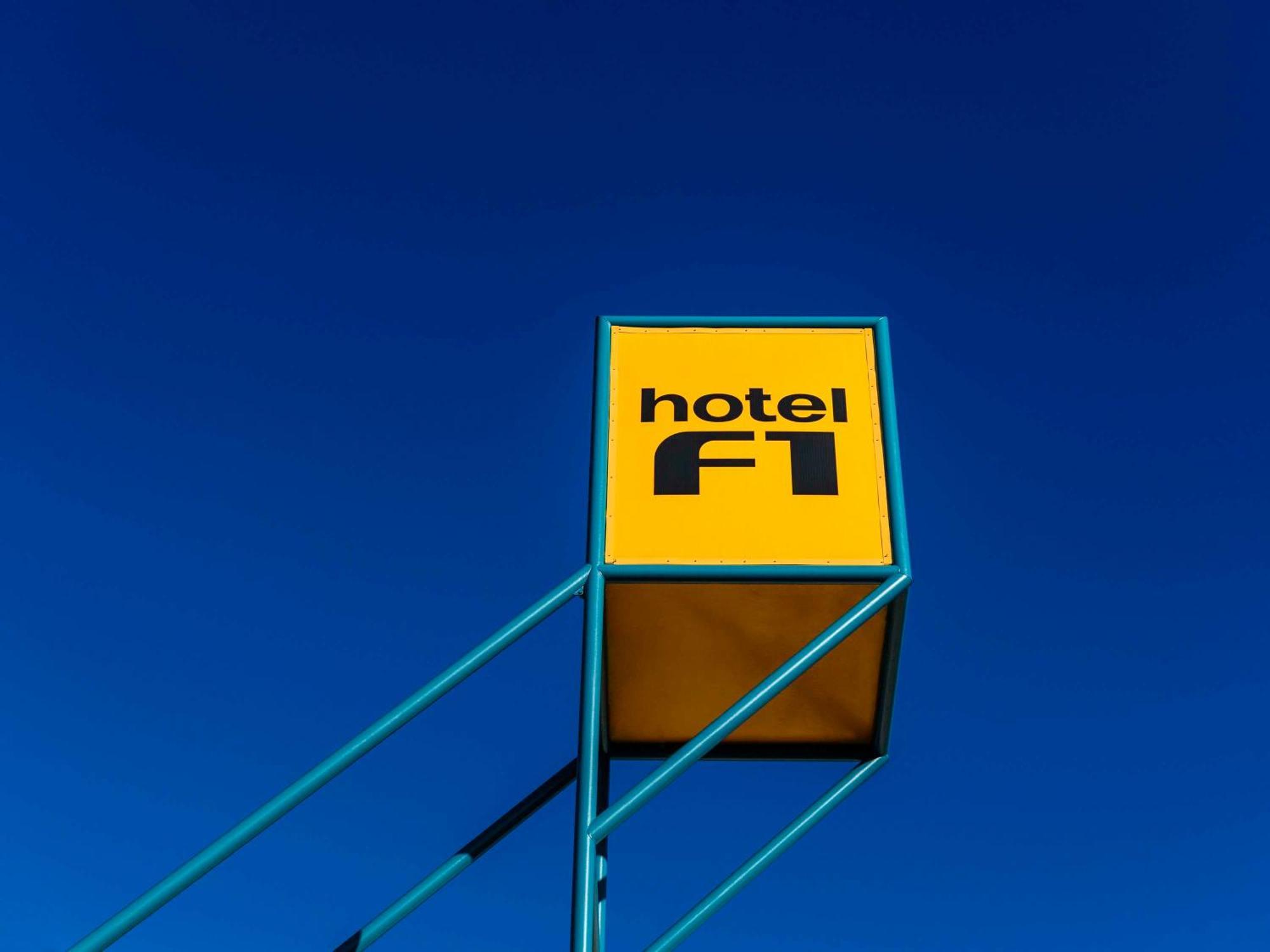 Hotelf1 Toulouse Ramonville Bagian luar foto
